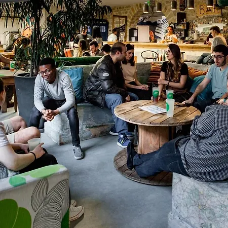 Hostel Le Flaneur
